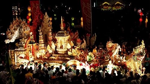 Loy-Krathong-02